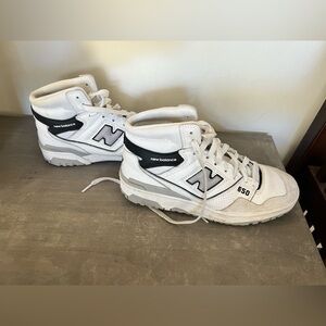 Pre owned New Balance 650 Size 9